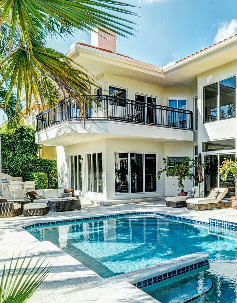 Filing a home insurance claim after hurricane damage in Miami